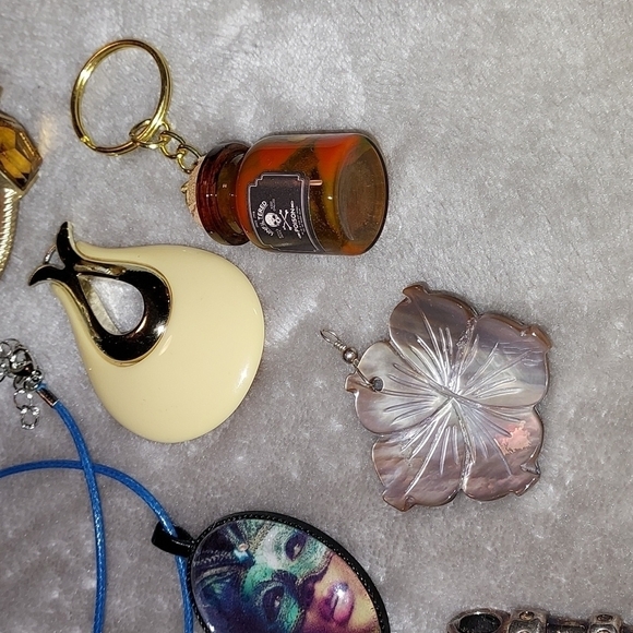 Jewelry lot - Picture 4 of 5